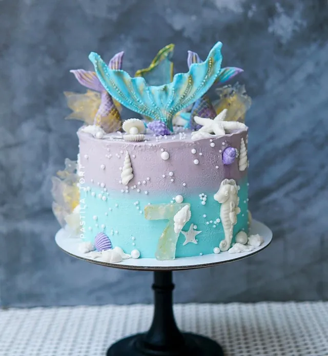 Mermaid-tail birthday cake in lilac and mint made in Bali